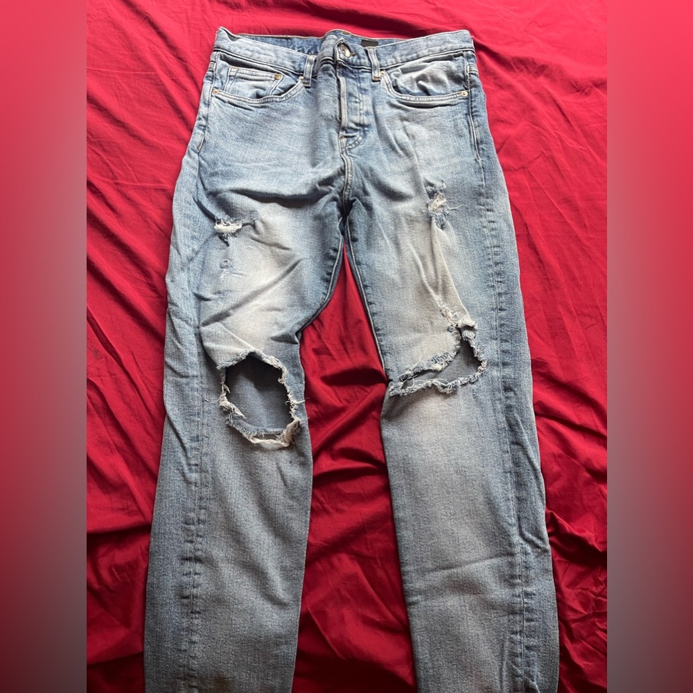Men’s Ripped Denim Skinny Jeans